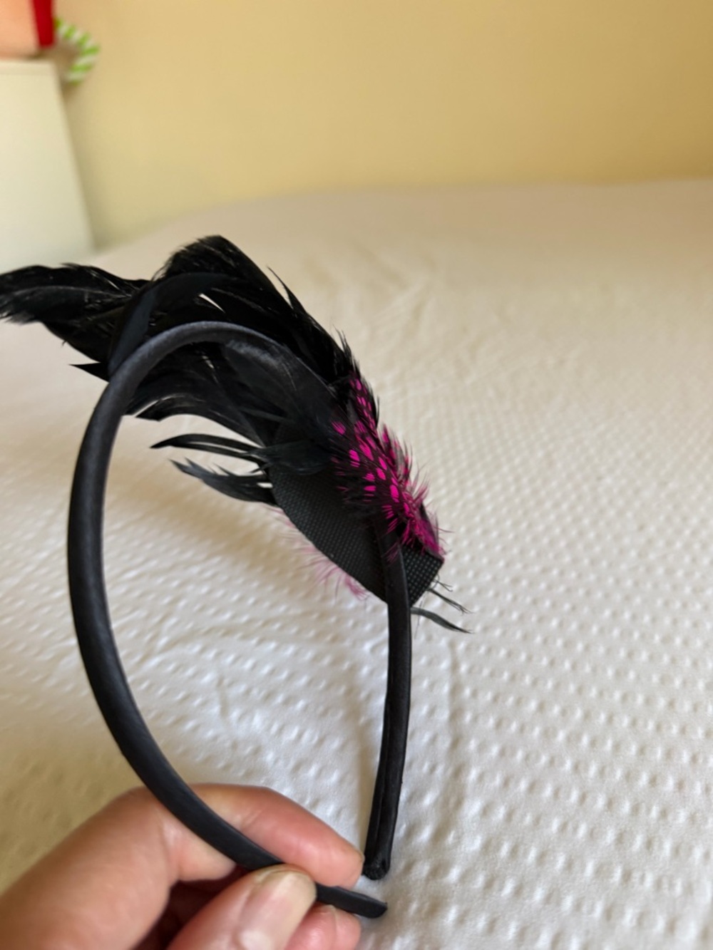 Women’s Black & Magenta Feather Headband with Zipper Rose Accent - Picture 4 of 8
